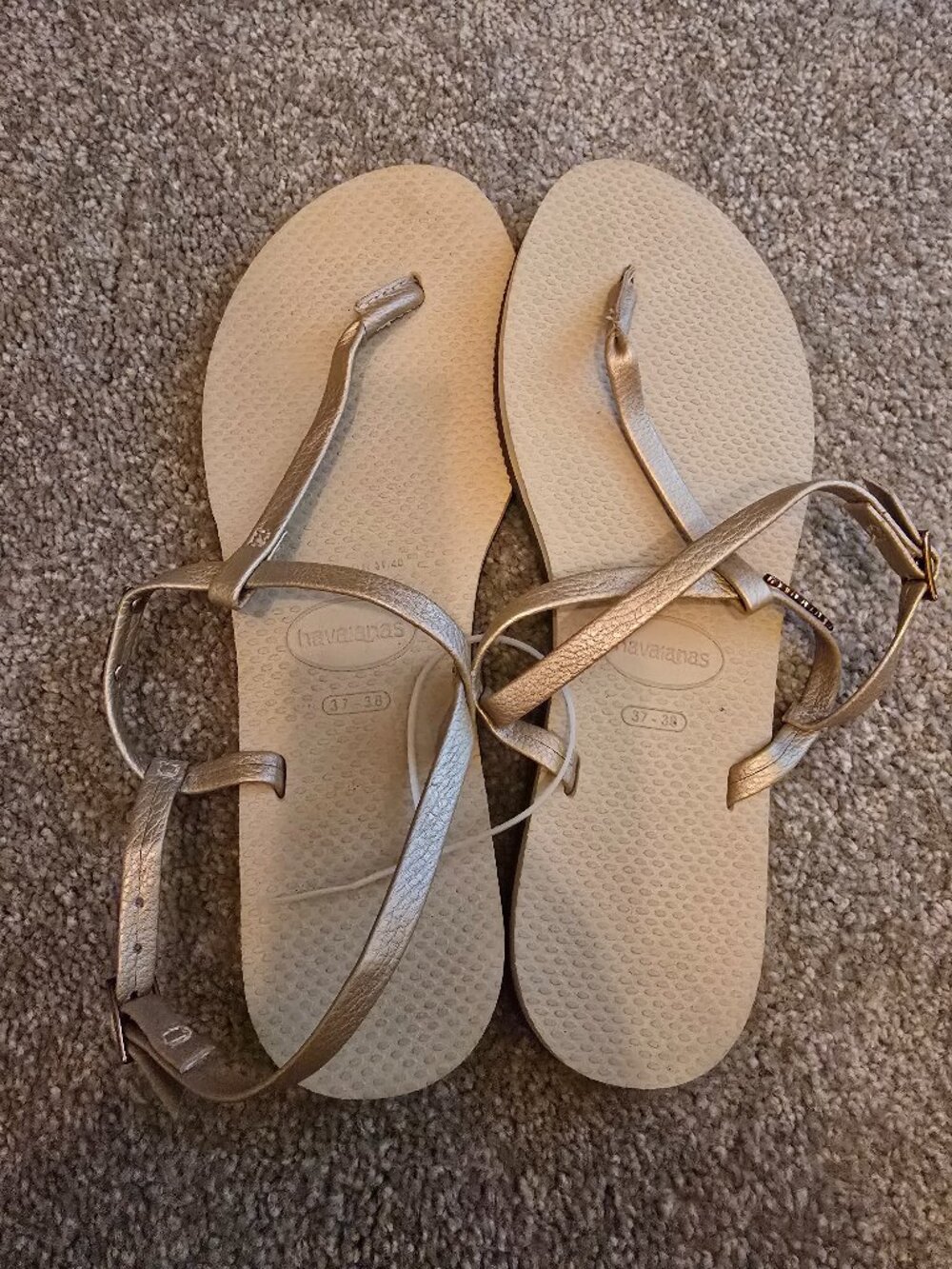 Havianas Size 7/8 Brand New
